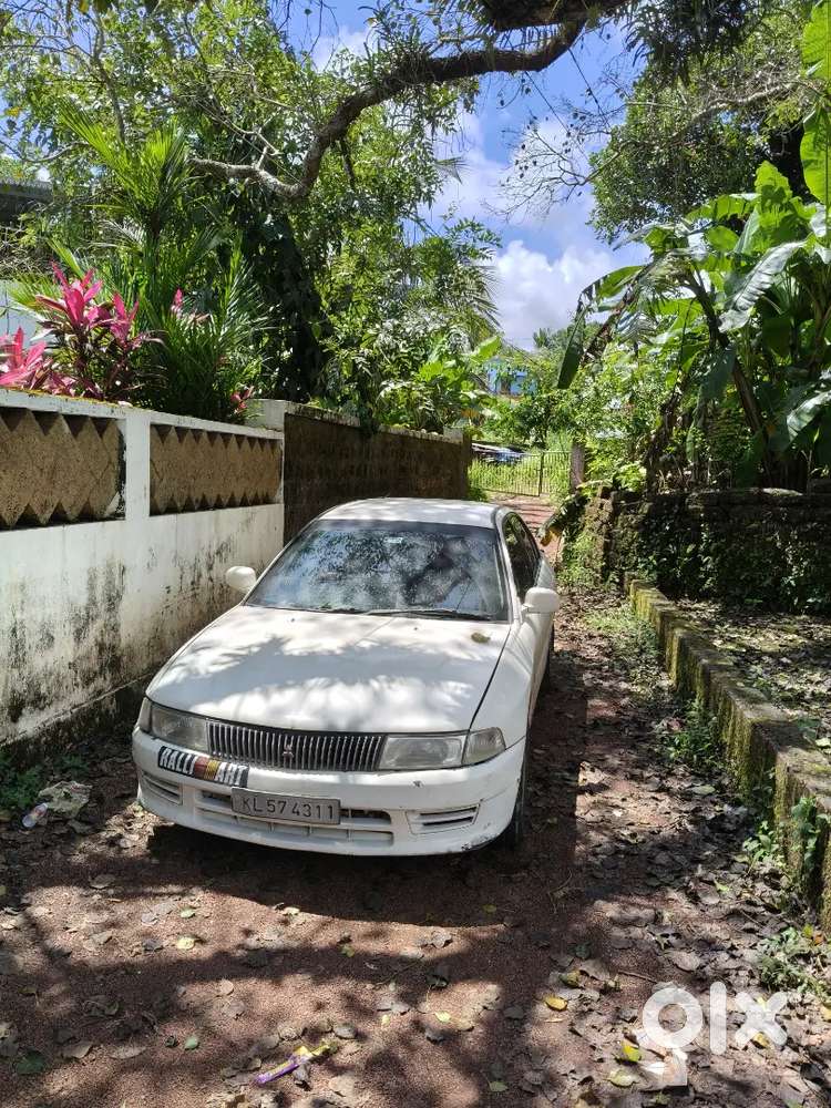 Mitsubishi Lancer 2003