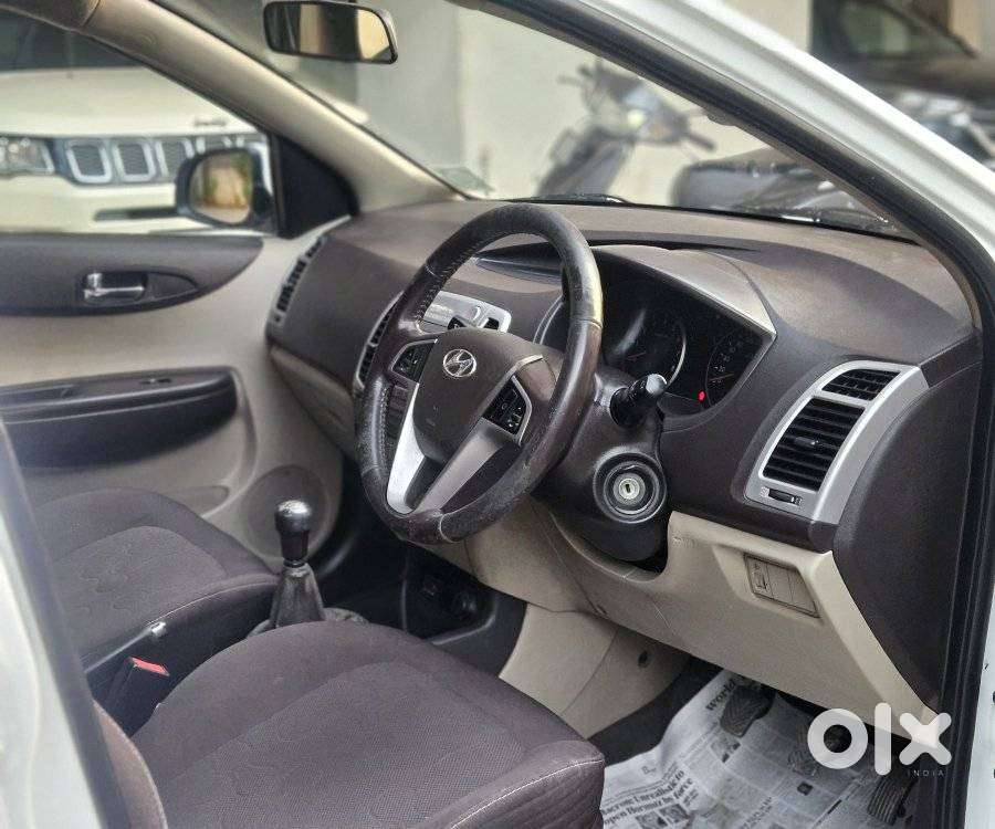 Hyundai I20 2010-2012 1.2 Sportz Option, 2010, Petrol