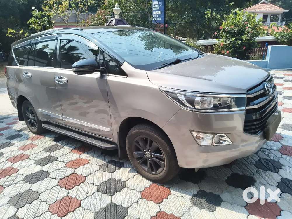 Toyota Innova Crysta 2018 Diesel 140000 Km Driven.