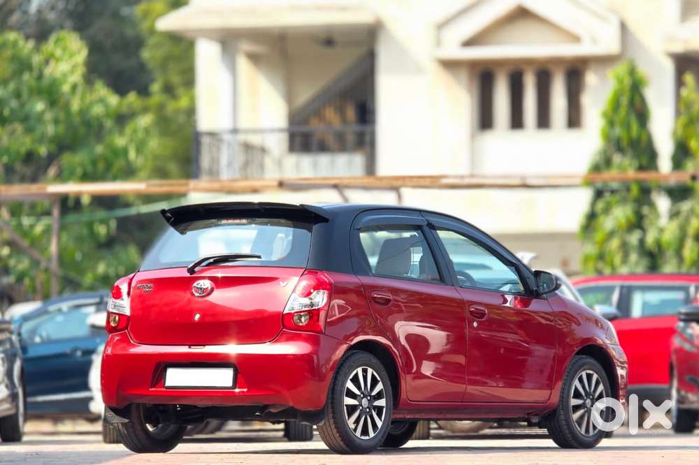 Toyota Etios Liva V Dual Tone, 2019, Cng & Hybrids