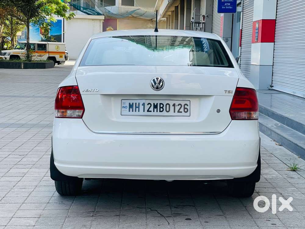 Volkswagen Vento 1.2 Tsi Highline At, 2015, Petrol
