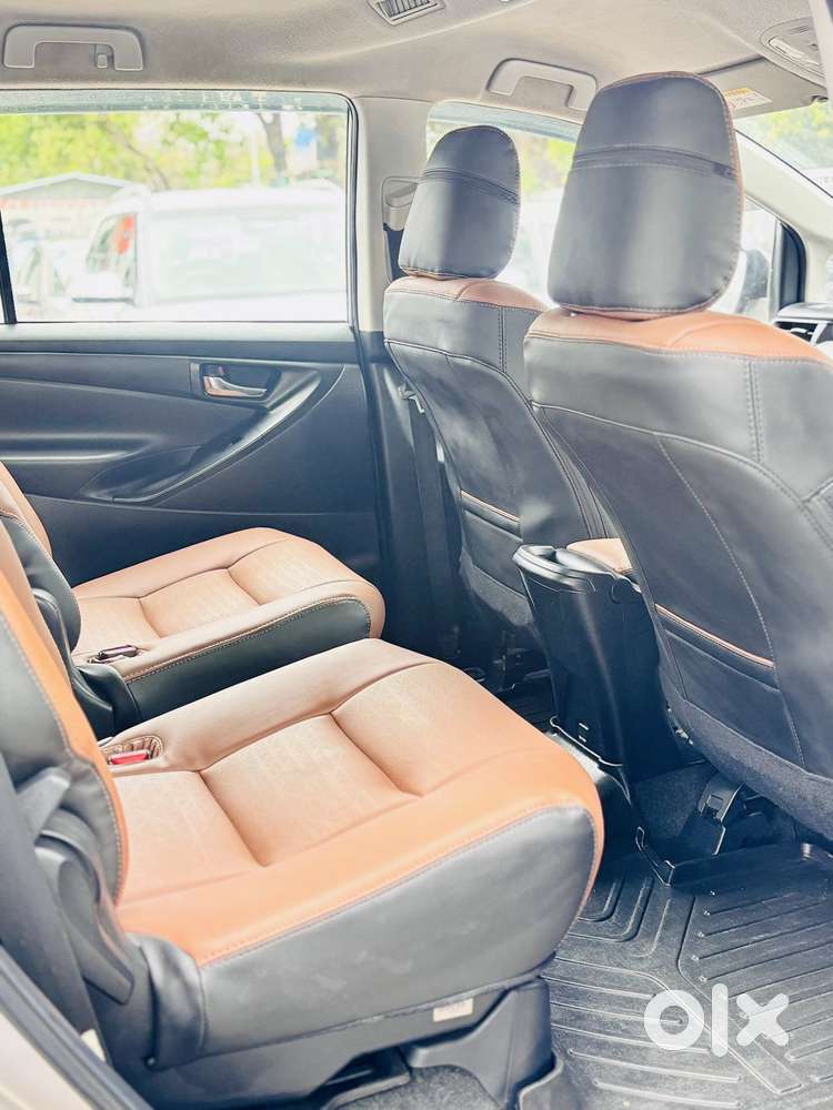 Toyota Innova Crysta 2.4 G Mt, 2021, Diesel