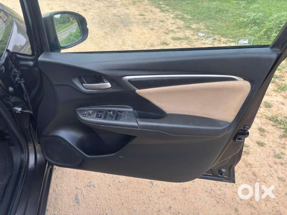 Honda Jazz V Cvt, 2016, Petrol