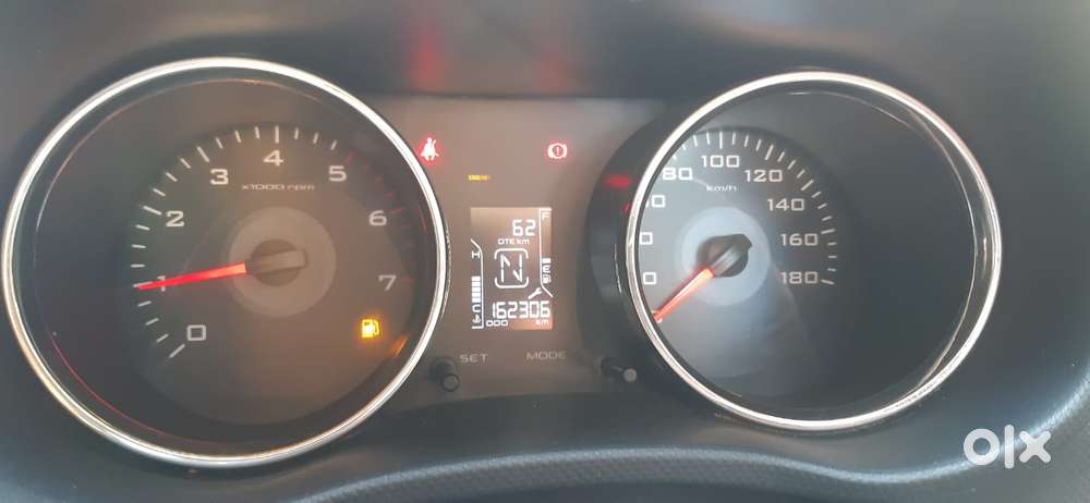 Mahindra Tuv 300 T10, 2020, Diesel