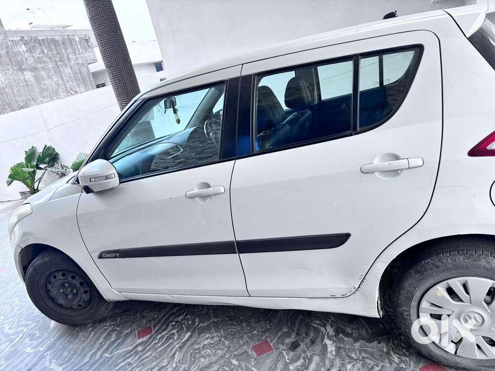 Maruti Suzuki Swift 2013 Petrol 44500 Km Driven
