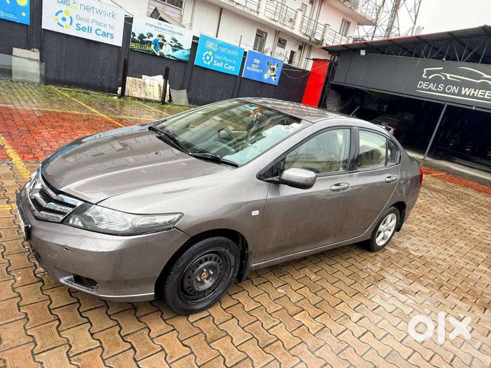 Honda City V Mt, 2012, Petrol