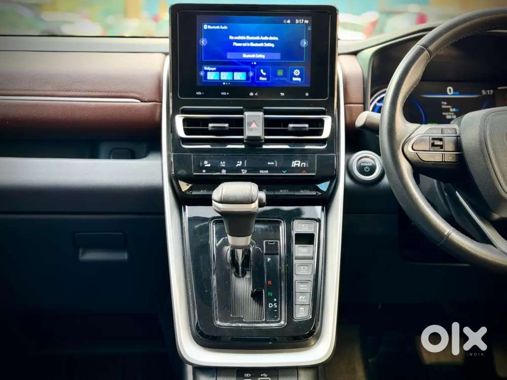 Toyota Innova Hycross 2.0 Vx Hybrid 7 Str, 2025, Petrol