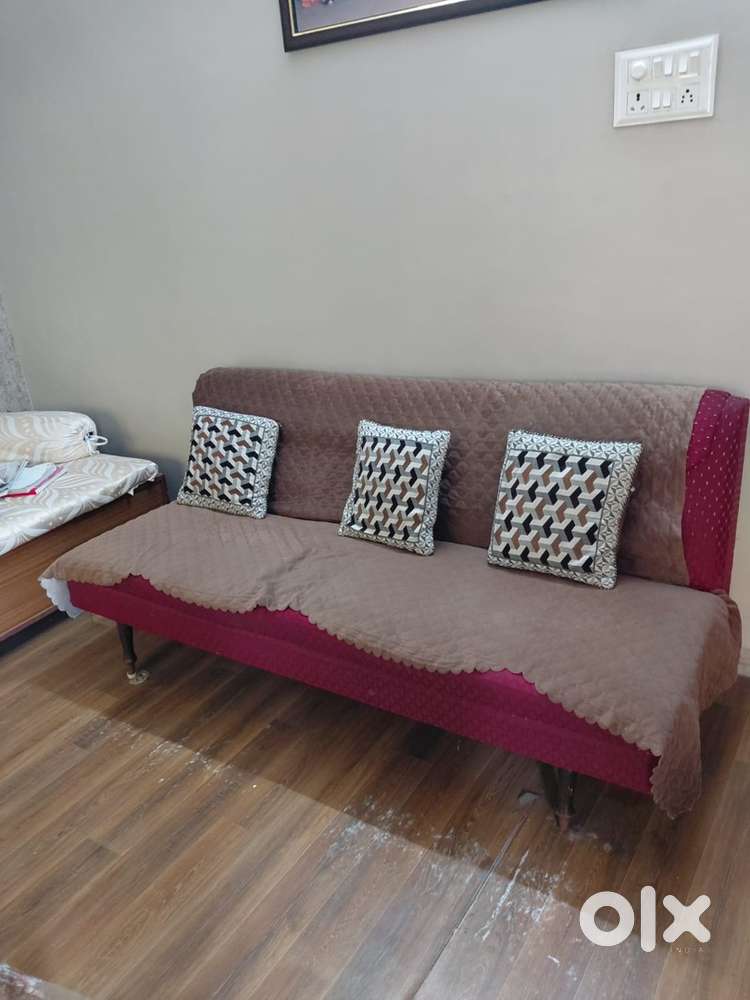 Sofa for sell 7 seater (3+3+1)