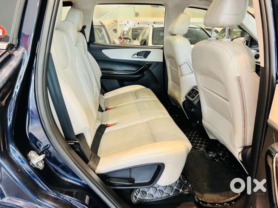 Mahindra Xuv700 2.2 Ax 7 Diesel At Luxury Pack Str, 2023, Diesel