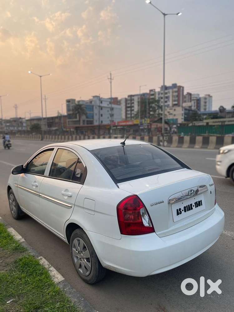 Hyundai Verna 2010 39000 Km Driven Well Maintained.
