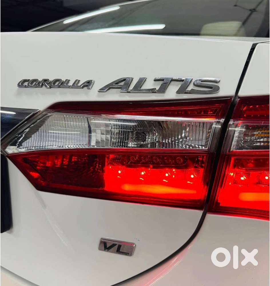 Toyota Corolla Altis Petrol 2016