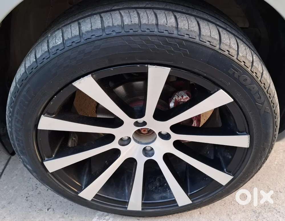 Maruti Suzuki Swift 2022 Petrol 26000 Km Driven