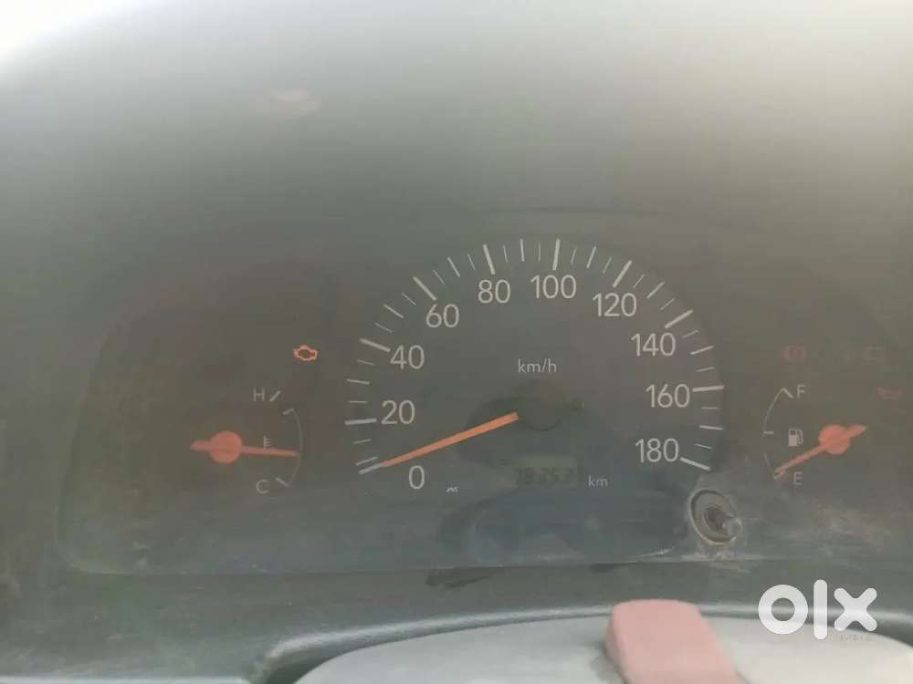 Alto 800 Lxi
2004 Model 
90% Tyres
78353 Km Driven 
Milage - 18 Kmpl