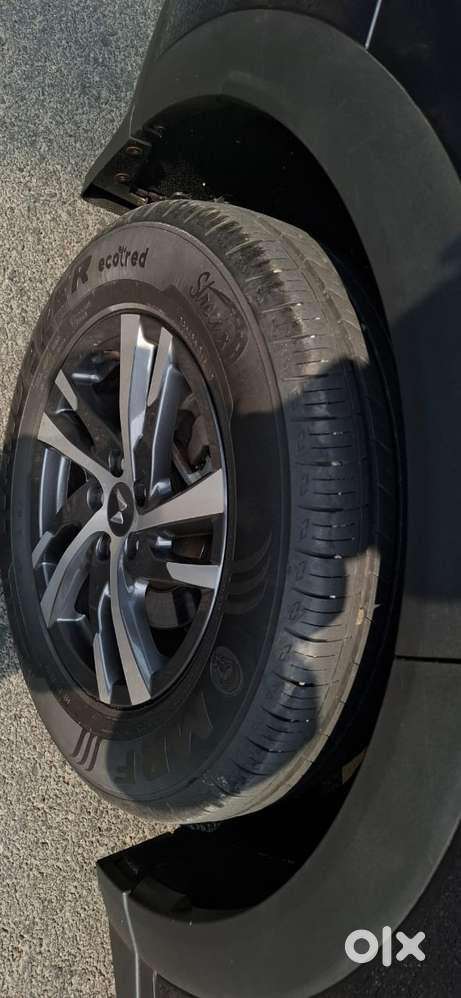 Mahindra Xuv700 2.2 Ax 5 Diesel At Str, 2024, Diesel