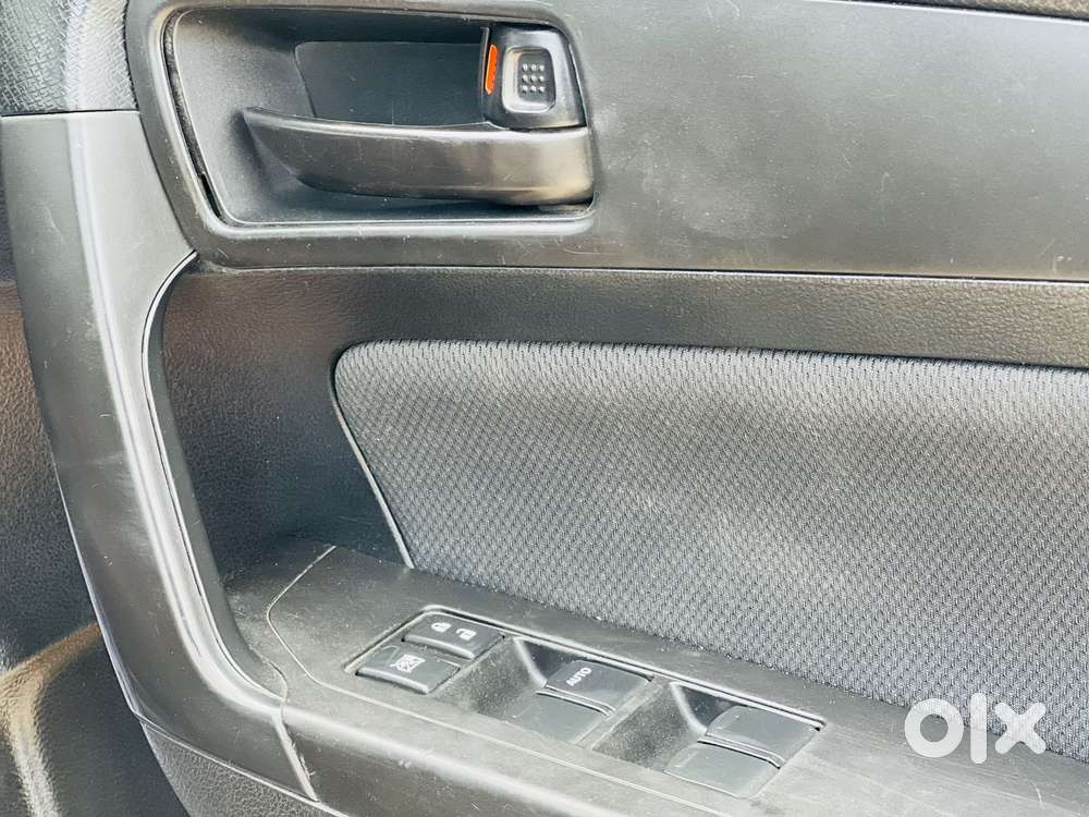 Maruti Suzuki Brezza 1.5 Vxi Smart Hybrid, 2021, Petrol