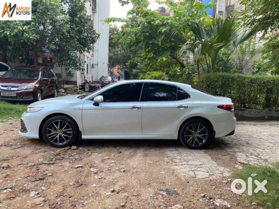 Toyota Camry Hybrid, 2024, Petrol