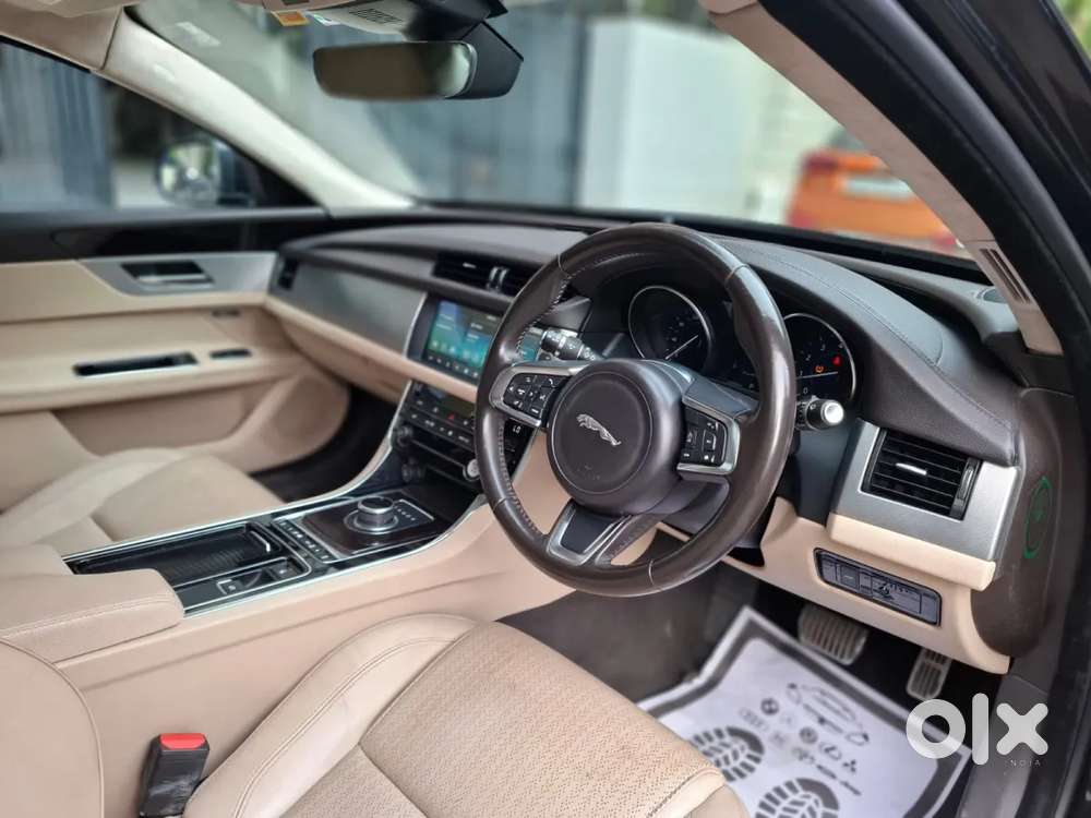 Jaguar Xf, 2020, Petrol