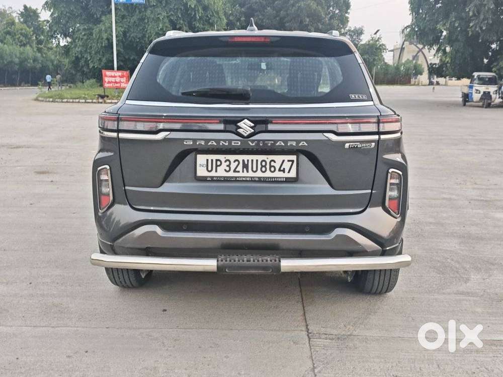 Maruti Suzuki Grand Vitara 1.5 Alpha Plus Intelligent Hybrid Ecvt, 2..