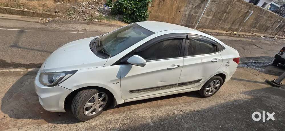 Hyundai Verna 2012 Petrol 92000 Km Driven
