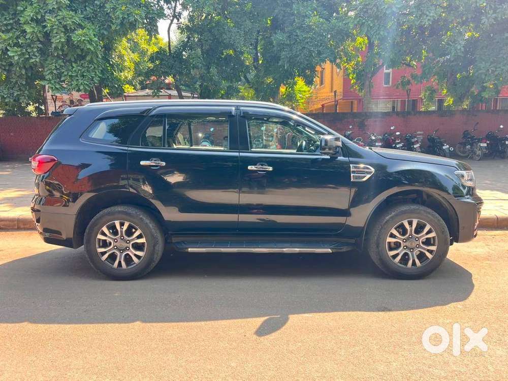 Ford Endeavour Titanium 2021