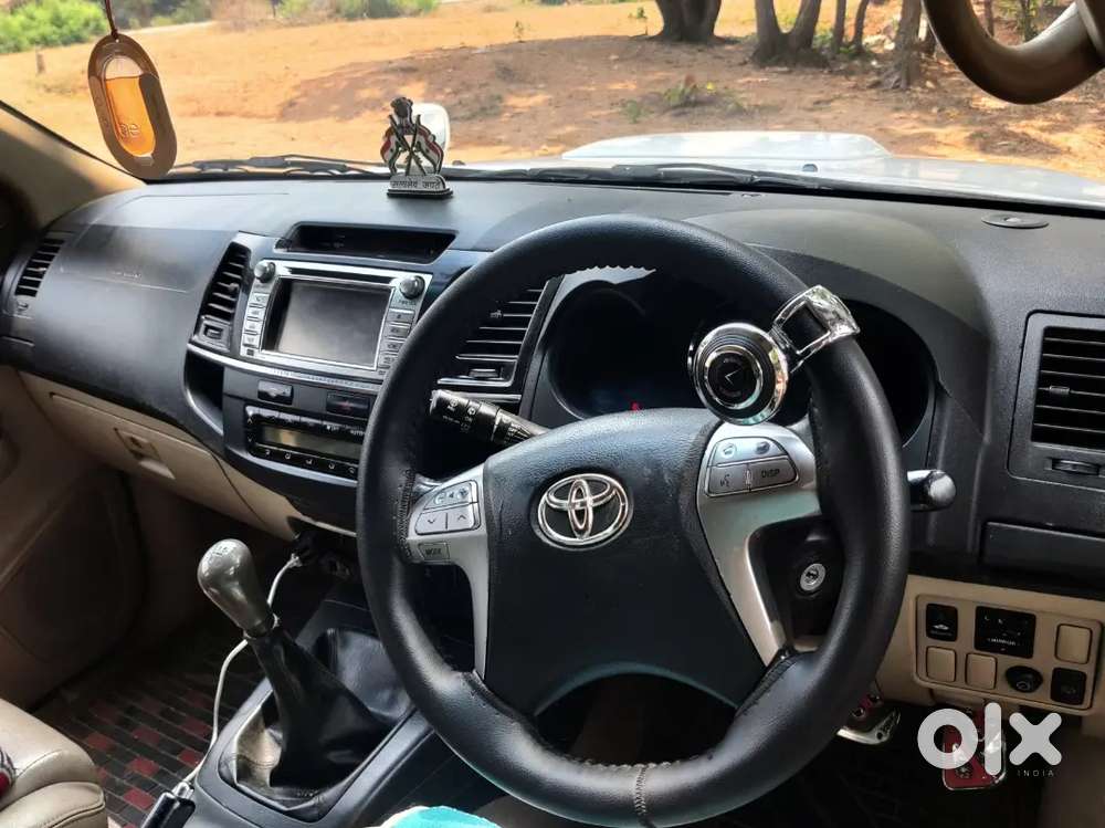 Toyota Fortuner 1st Owner Diesel 98000 Km Driven