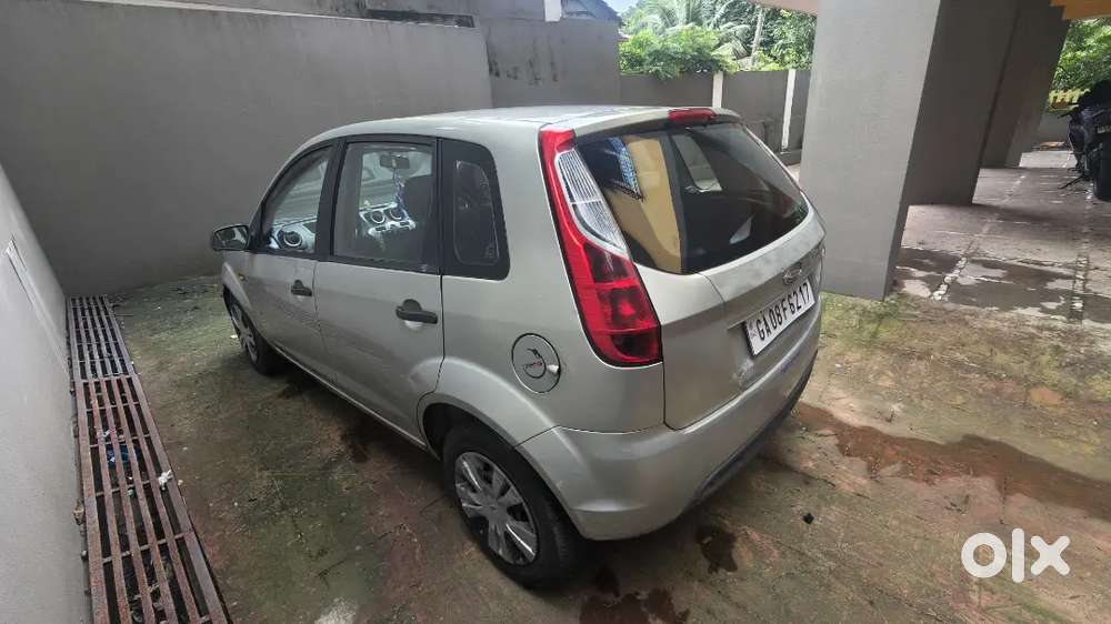 Ford Figo Petrol 2011 Variant