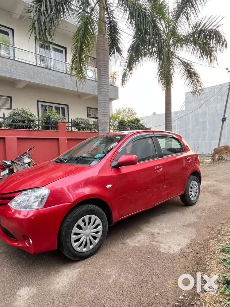 Toyota Etios Liva 2012