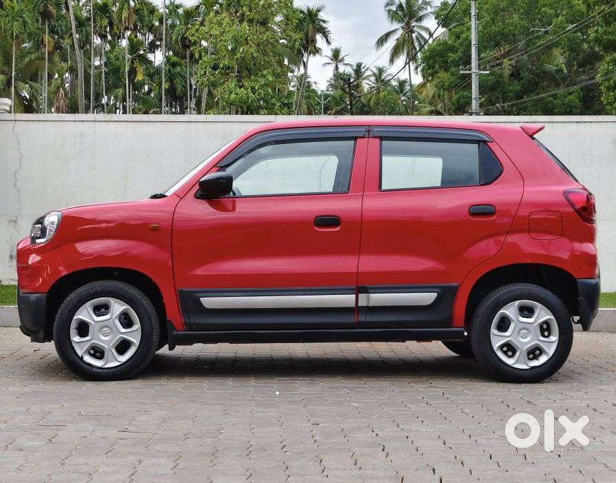 Maruti Suzuki S-presso Vxi Opt, 2022, Petrol