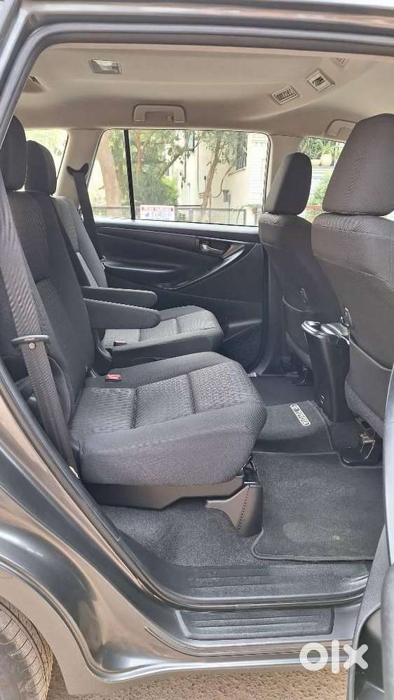 Toyota Innova Crysta [2020-ongoing] 2.4 Gx 7 Str, 2020, Diesel