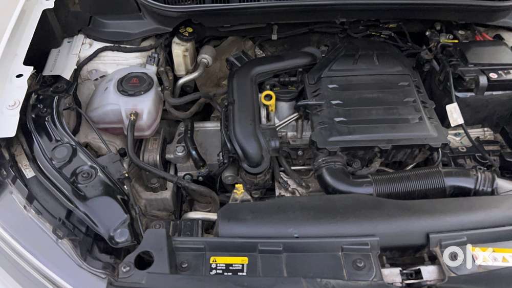 Volkswagen Taigun Topline 1.0 Tsi At (electric Seats), 2023, Petrol