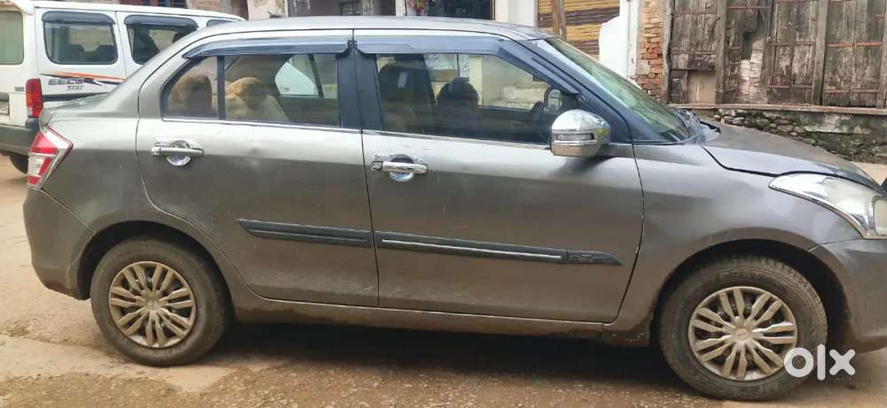 Maruti Suzuki Dzire 2016 Petrol 77000 Km Driven