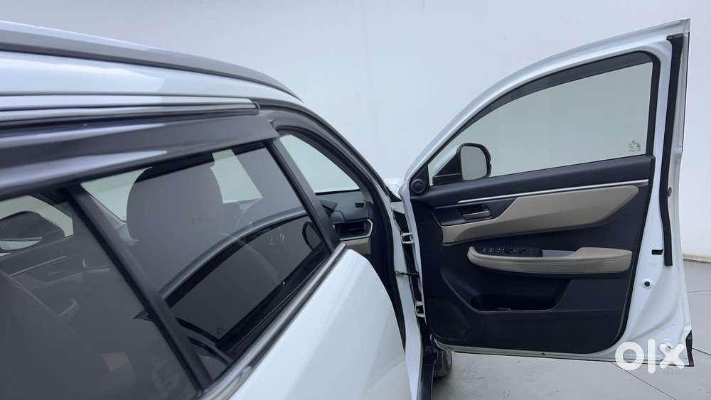 Honda Elevate Vx Mt, 2023, Petrol