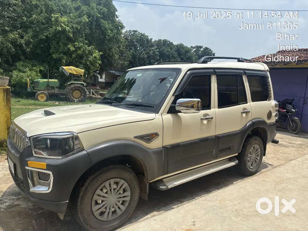 Mahindra Scorpio Diesel 2015
