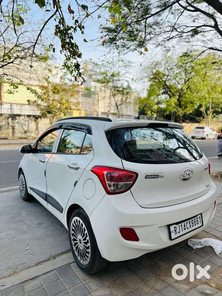 Hyundai Grand I10 Sportz 1.1 Crdi Limited Edition, 2015, Petrol
