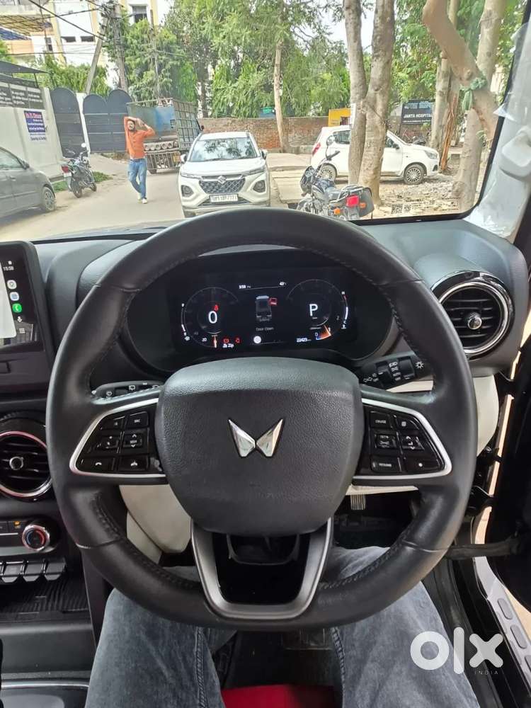 Mahindra Thar Roxx, 2024, Diesel