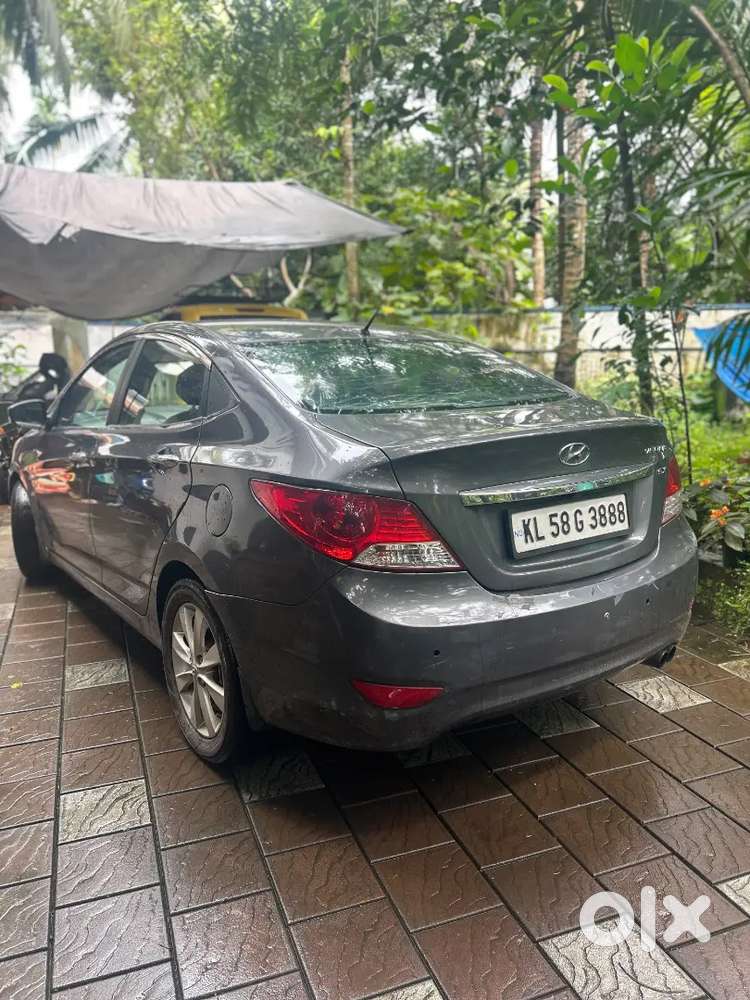 Hyundai Verna 2012 Diesel Manual