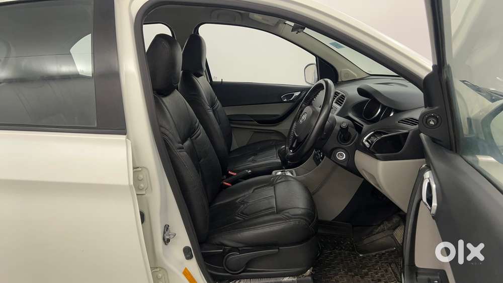 Tata Tiago Xza, 2017, Petrol