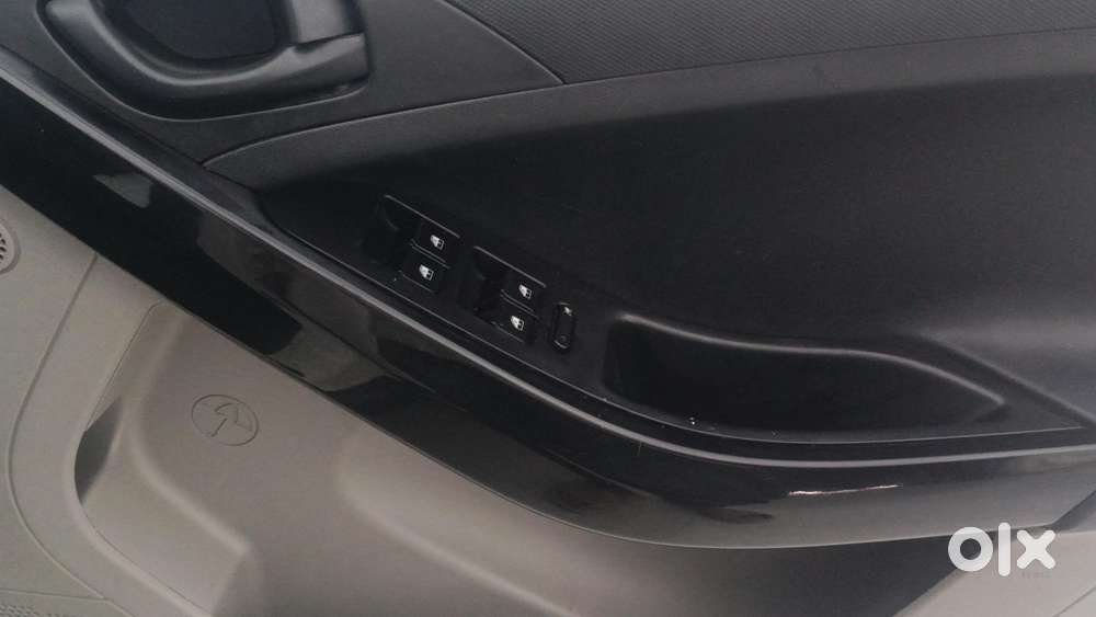 Tata Nexon 1.5 Revotorq Xm, 2018, Diesel