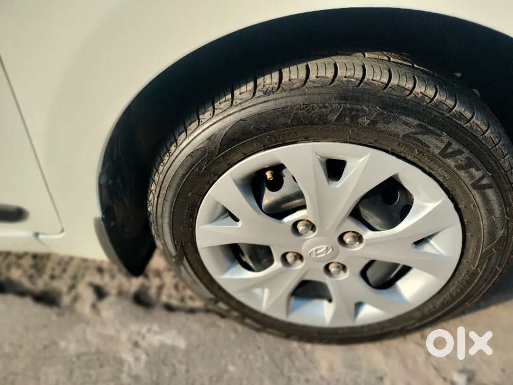 Hyundai Grand I10 Sportz 1.2 Kappa Vtvt, 2013, Petrol