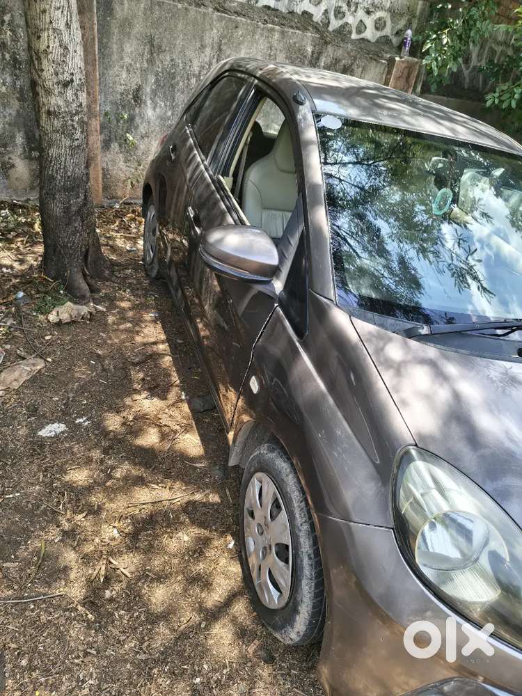 Honda Brio 2015 Petrol Well Maintained