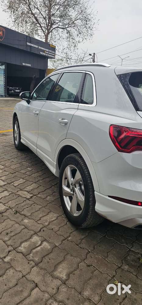 Audi Q3 40 Tfsi Premium Plus, 2024, Petrol