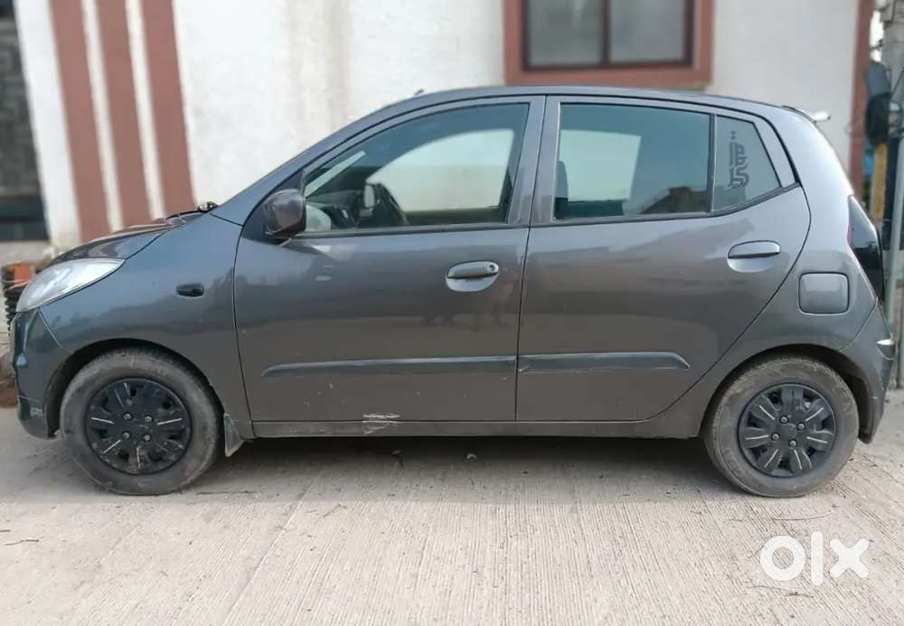 Hyundai I10 Sportz 2010 Second-owner