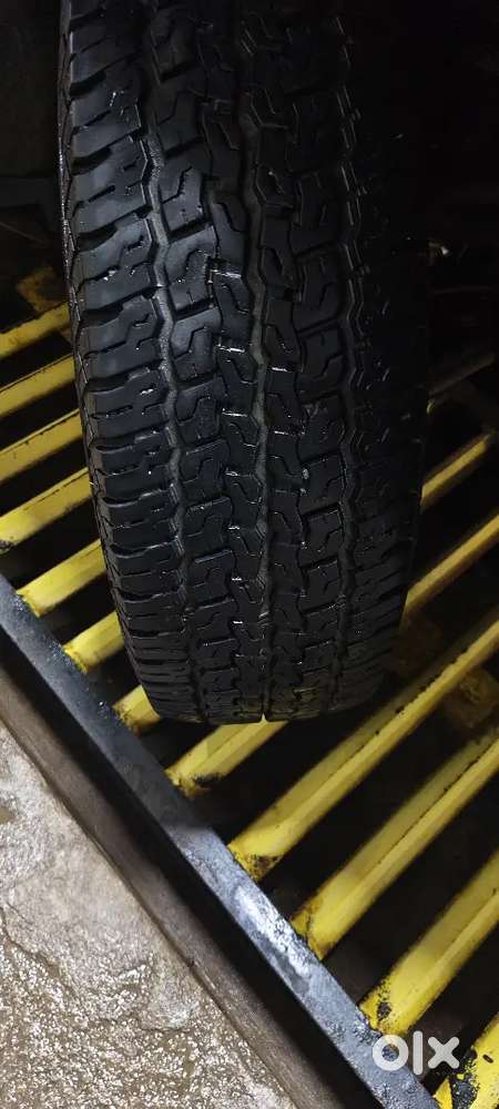 Mahindra Tuv 300 2017 Diesel 274900 Km Driven