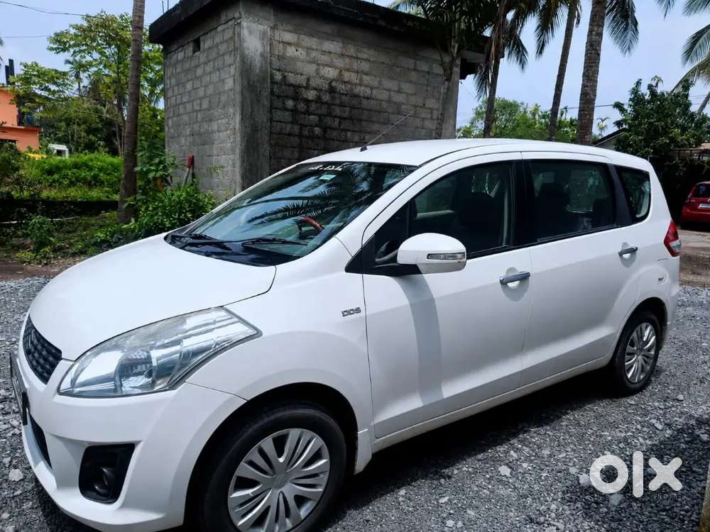 Maruti Suzuki Ertiga 2012 Diesel 175000 Km Driven