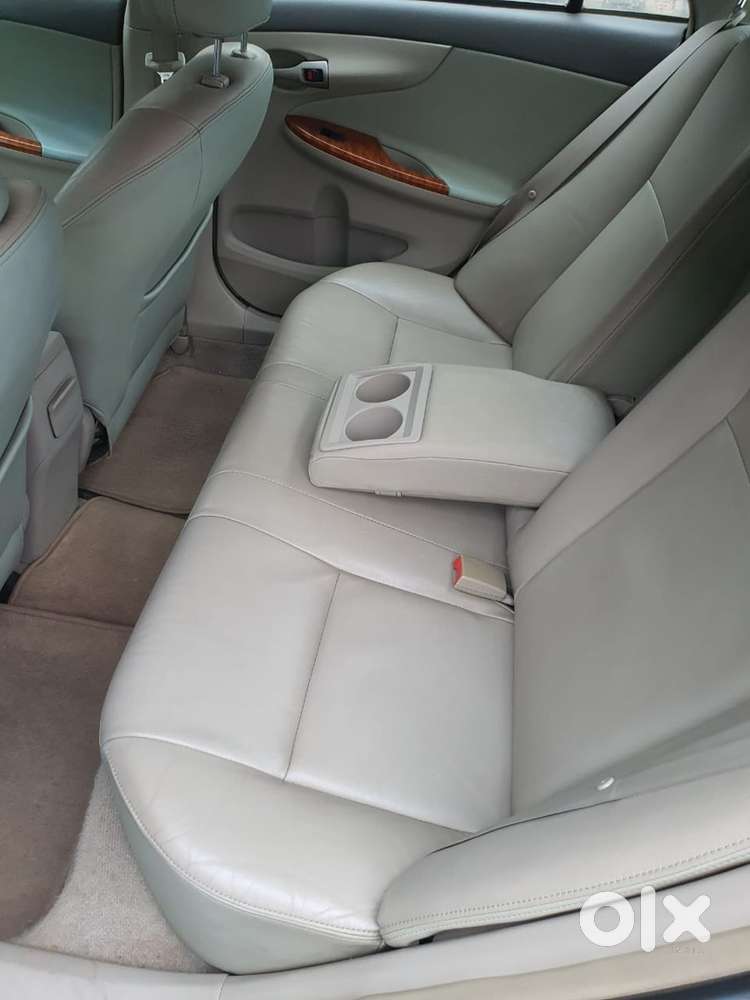 Toyota Corolla Altis 2015 Petrol 130000 Km Driven