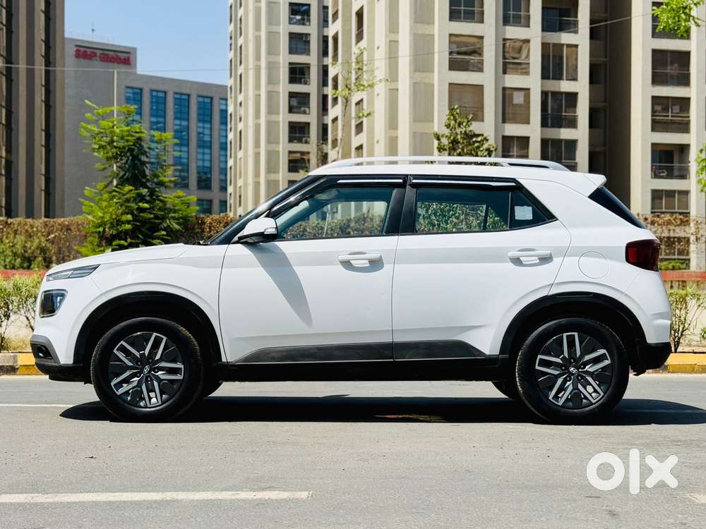 Hyundai Venue Sx Mt, 2022, Diesel