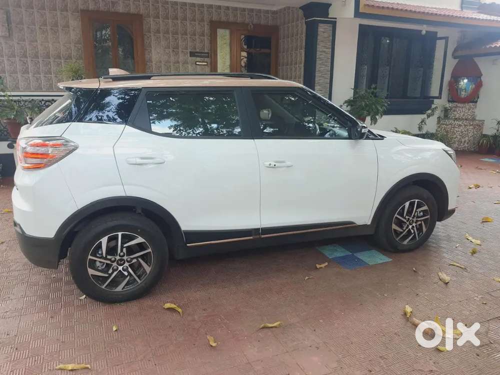Mahindra Xuv400 El Pro Dual Tone 2024