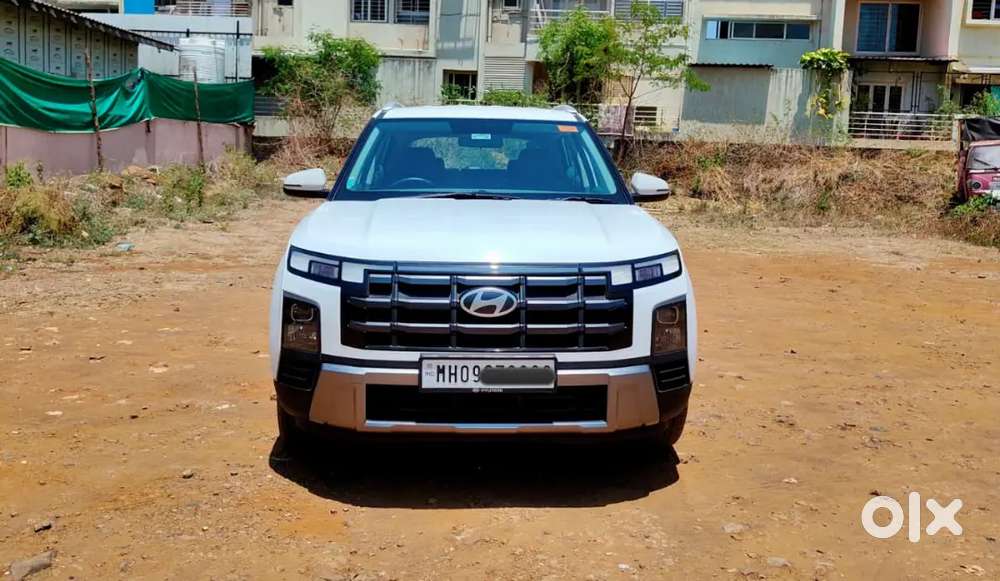 Creta E Diesel 2025, 11500 Milage, Base Converted To Top