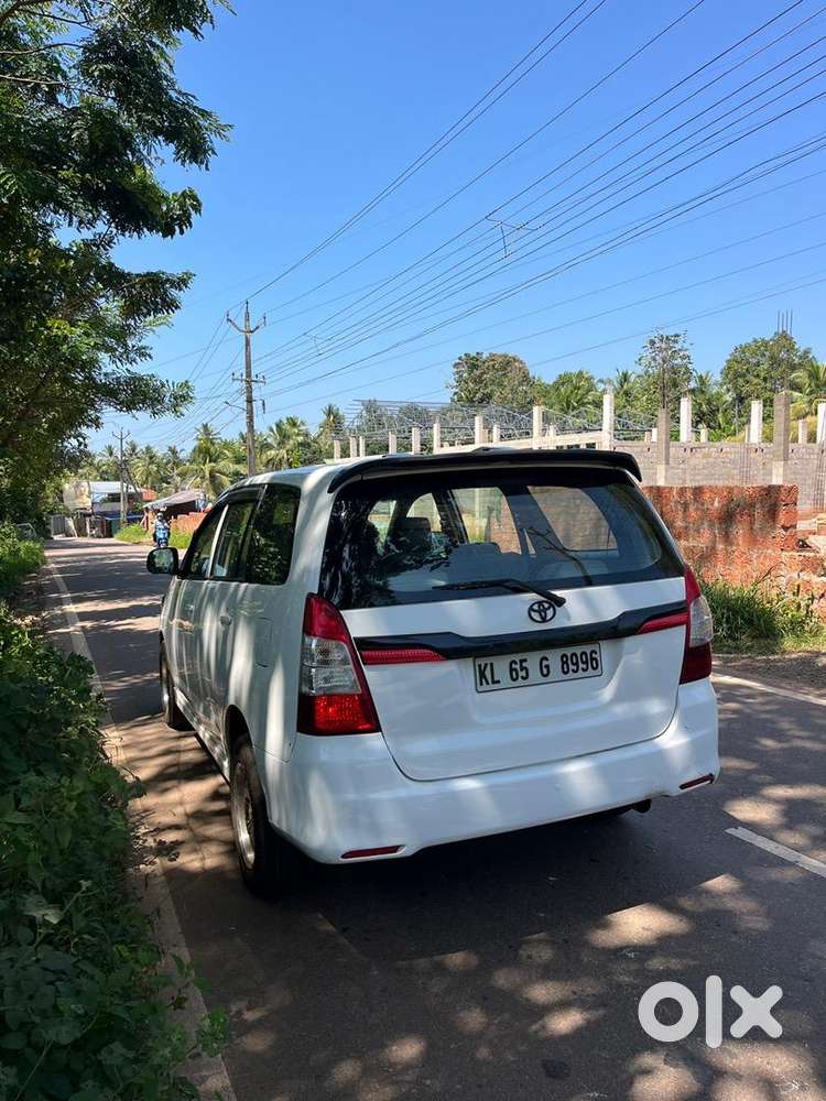 Toyota Innova 2006 Diesel Well Maintained