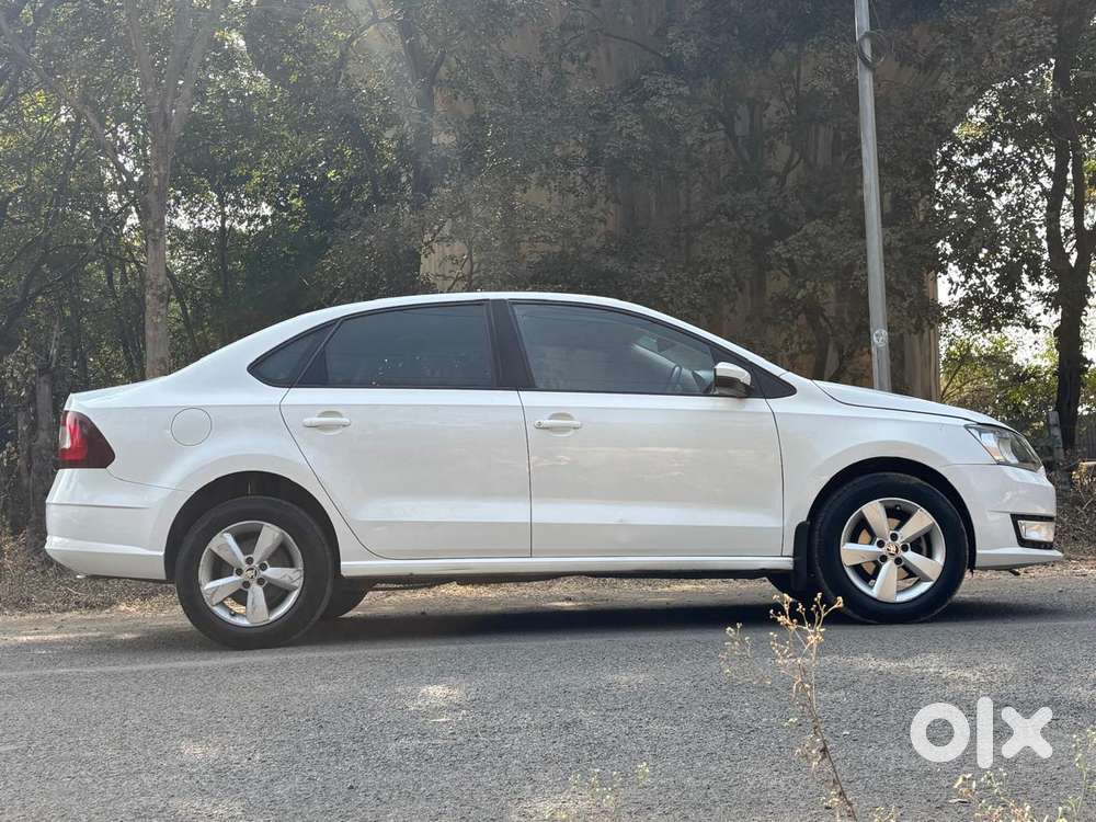 Skoda Rapid Ambition 1.6 Mpfi Manual, 2017, Petrol